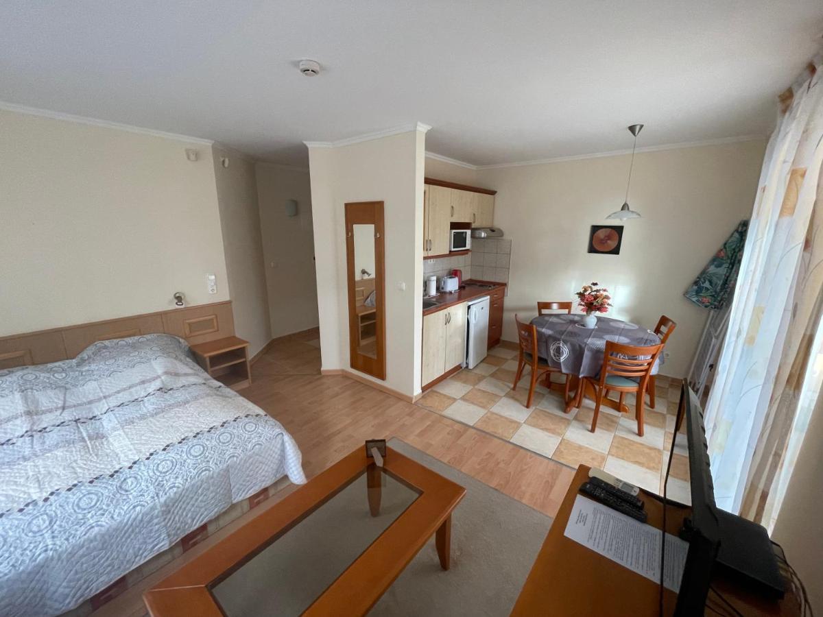 Garda Wellness Apartmanhaz Hévíz Eksteriør billede