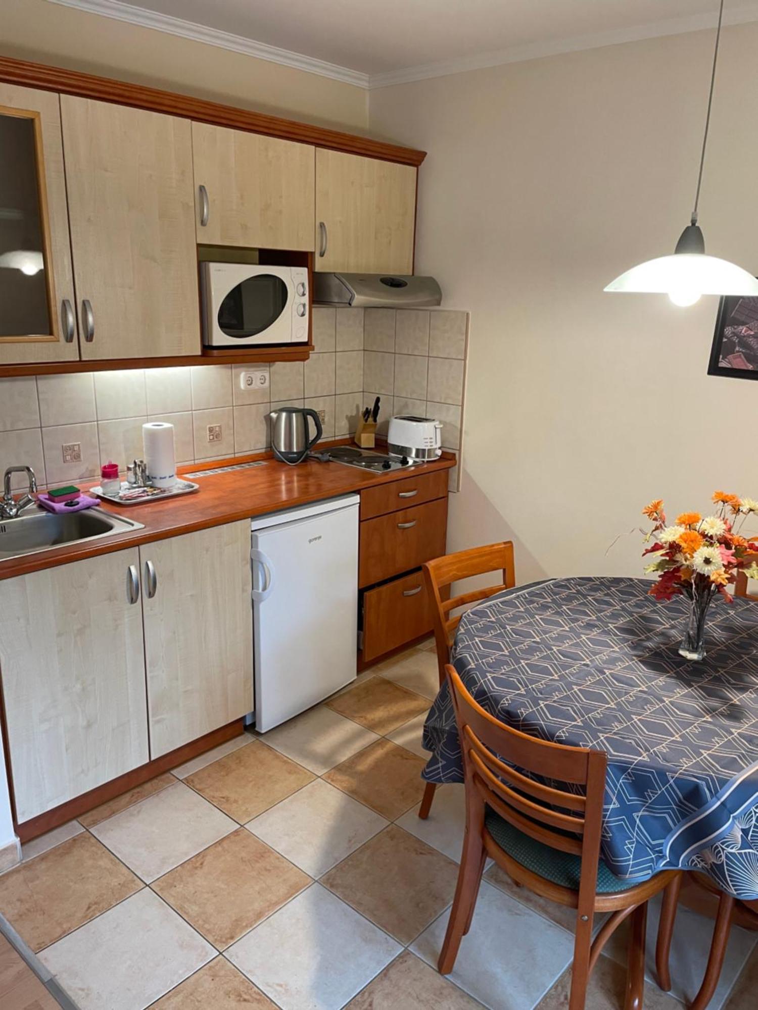 Garda Wellness Apartmanhaz Hévíz Værelse billede